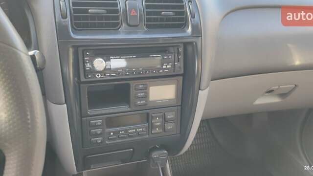 Черный Мазда 626, объемом двигателя 2 л и пробегом 260 тыс. км за 2700 $, фото 11 на Automoto.ua