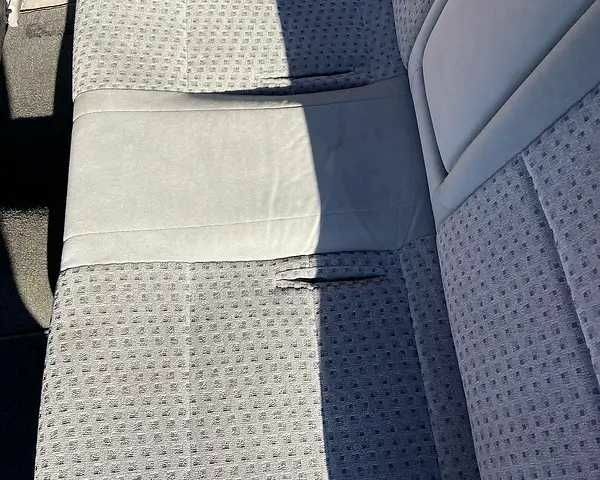 Черный Мазда 626, объемом двигателя 2 л и пробегом 210 тыс. км за 3000 $, фото 4 на Automoto.ua