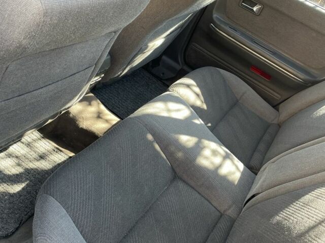 Черный Мазда 626, объемом двигателя 2 л и пробегом 320 тыс. км за 950 $, фото 7 на Automoto.ua