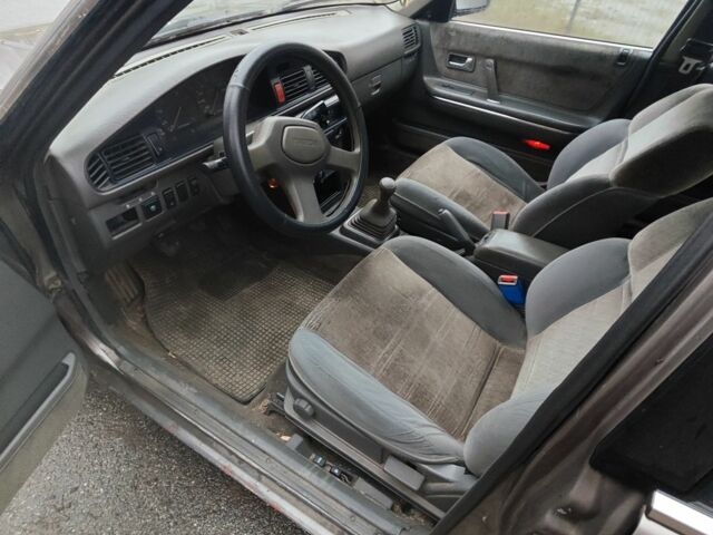 Коричневий Мазда 626, об'ємом двигуна 2 л та пробігом 245 тис. км за 700 $, фото 1 на Automoto.ua