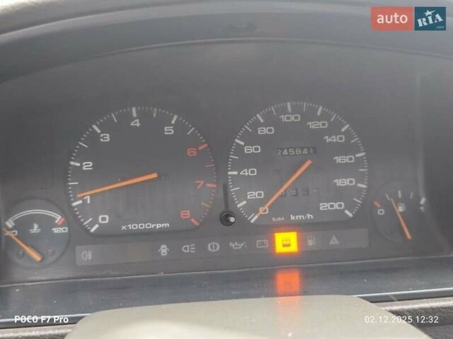 Коричневий Мазда 626, об'ємом двигуна 2 л та пробігом 245 тис. км за 700 $, фото 4 на Automoto.ua