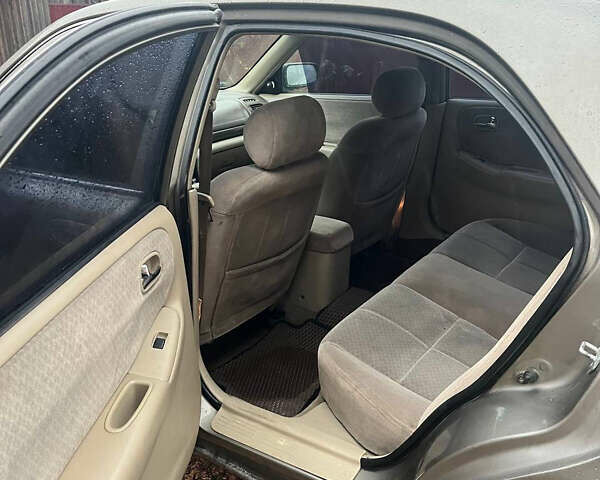 Коричневый Мазда 626, объемом двигателя 1.99 л и пробегом 280 тыс. км за 2800 $, фото 5 на Automoto.ua