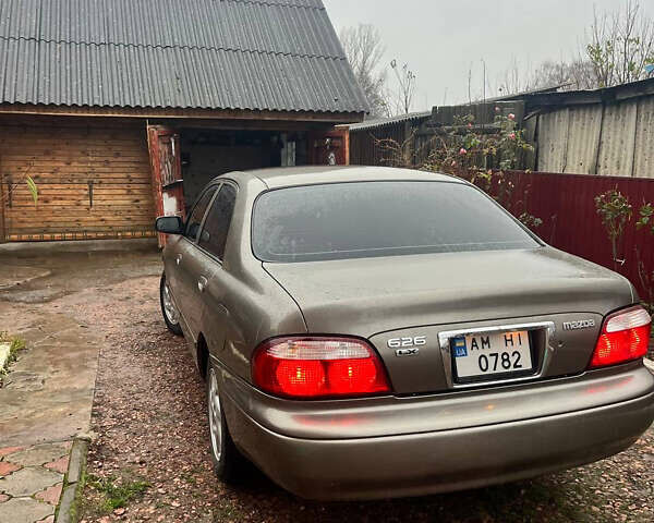 Коричневый Мазда 626, объемом двигателя 1.99 л и пробегом 280 тыс. км за 2800 $, фото 3 на Automoto.ua