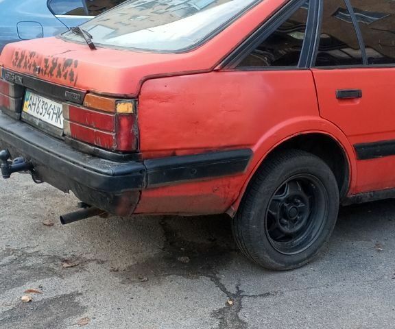 Красный Мазда 626, объемом двигателя 0 л и пробегом 11 тыс. км за 595 $, фото 2 на Automoto.ua