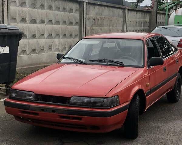 Червоний Мазда 626, об'ємом двигуна 2 л та пробігом 200 тис. км за 2500 $, фото 6 на Automoto.ua