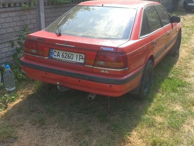Красный Мазда 626, объемом двигателя 2 л и пробегом 231 тыс. км за 2000 $, фото 5 на Automoto.ua