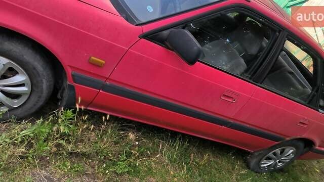 Красный Мазда 626, объемом двигателя 2 л и пробегом 214 тыс. км за 900 $, фото 4 на Automoto.ua