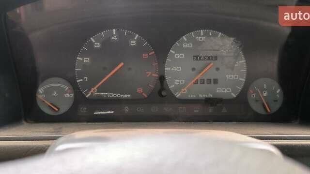 Красный Мазда 626, объемом двигателя 2 л и пробегом 214 тыс. км за 900 $, фото 2 на Automoto.ua