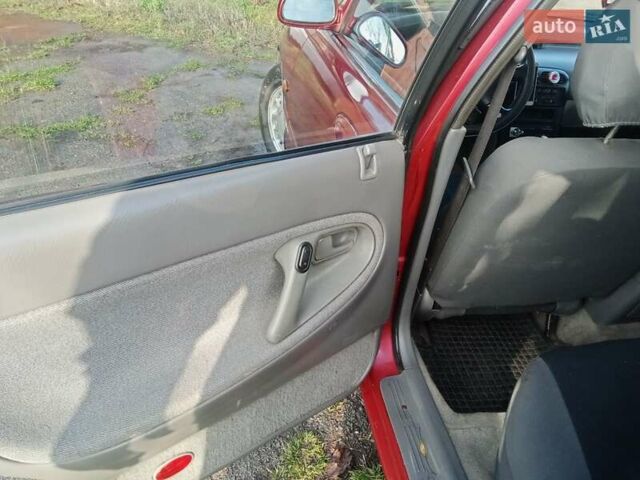 Красный Мазда 626, объемом двигателя 1.99 л и пробегом 350 тыс. км за 2600 $, фото 10 на Automoto.ua