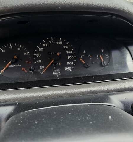 Красный Мазда 626, объемом двигателя 2 л и пробегом 455 тыс. км за 2000 $, фото 10 на Automoto.ua