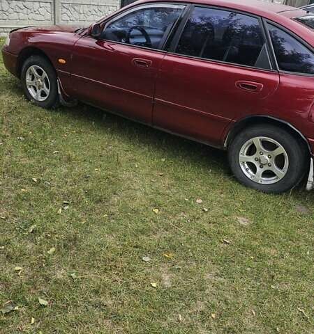 Красный Мазда 626, объемом двигателя 2 л и пробегом 455 тыс. км за 2000 $, фото 8 на Automoto.ua