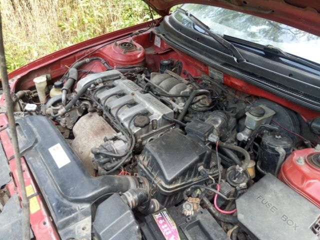 Красный Мазда 626, объемом двигателя 1.8 л и пробегом 500 тыс. км за 1900 $, фото 5 на Automoto.ua