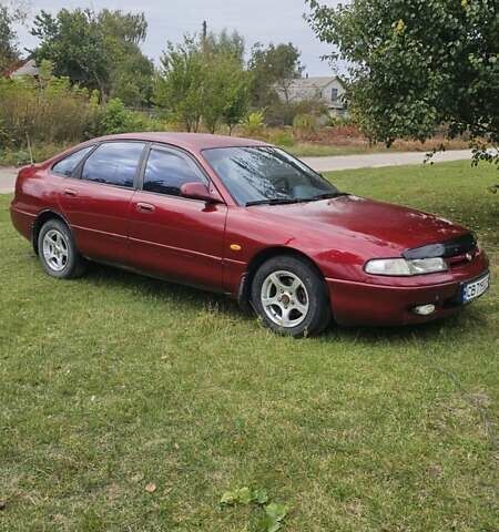 Красный Мазда 626, объемом двигателя 2 л и пробегом 455 тыс. км за 2000 $, фото 4 на Automoto.ua