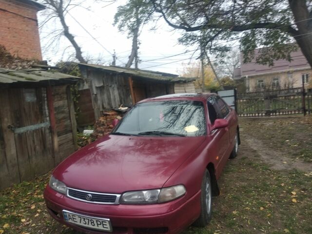 Красный Мазда 626, объемом двигателя 2 л и пробегом 50 тыс. км за 2200 $, фото 3 на Automoto.ua