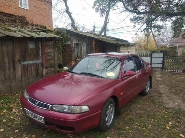 Красный Мазда 626, объемом двигателя 2 л и пробегом 50 тыс. км за 2200 $, фото 5 на Automoto.ua