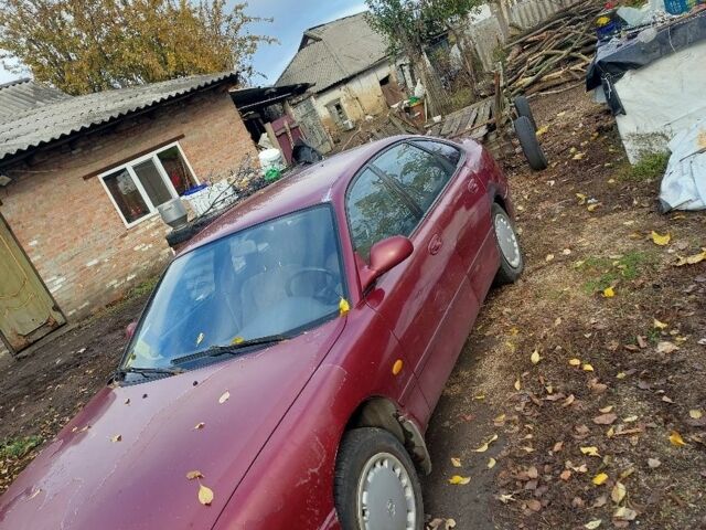 Красный Мазда 626, объемом двигателя 0 л и пробегом 200 тыс. км за 1427 $, фото 3 на Automoto.ua