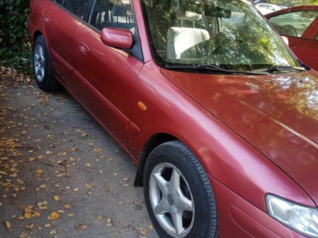 Червоний Мазда 626, об'ємом двигуна 2 л та пробігом 270 тис. км за 2599 $, фото 1 на Automoto.ua