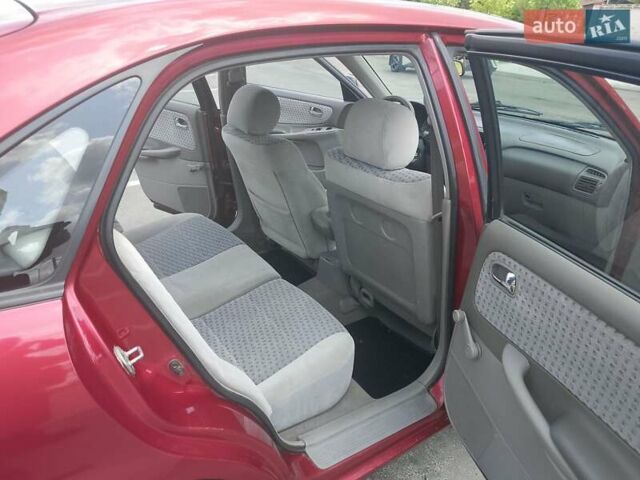 Червоний Мазда 626, об'ємом двигуна 1.8 л та пробігом 160 тис. км за 2600 $, фото 8 на Automoto.ua