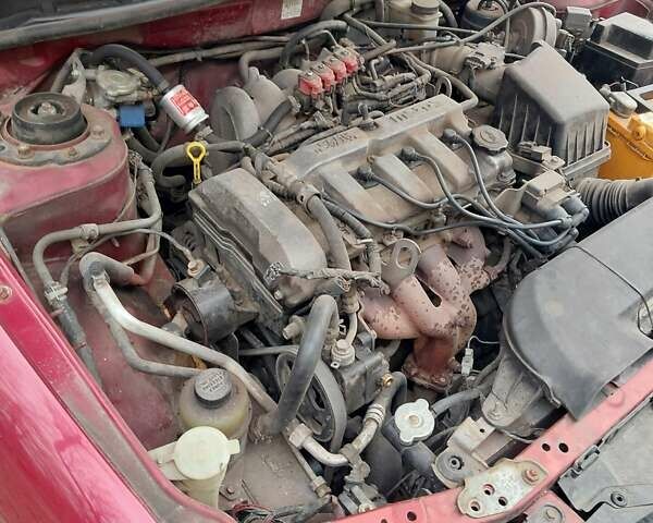 Красный Мазда 626, объемом двигателя 2 л и пробегом 246 тыс. км за 3700 $, фото 13 на Automoto.ua