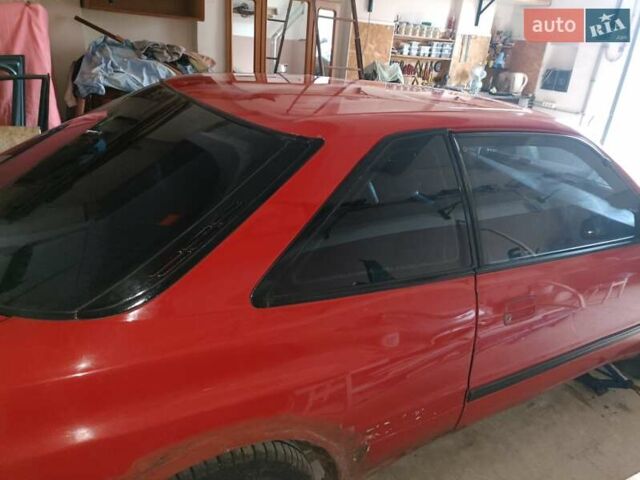 Красный Мазда 626, объемом двигателя 1.99 л и пробегом 300 тыс. км за 700 $, фото 1 на Automoto.ua