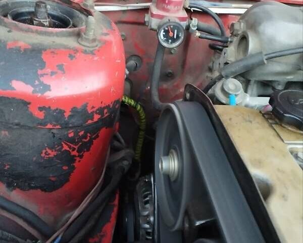 Красный Мазда 626, объемом двигателя 2 л и пробегом 1 тыс. км за 1400 $, фото 5 на Automoto.ua