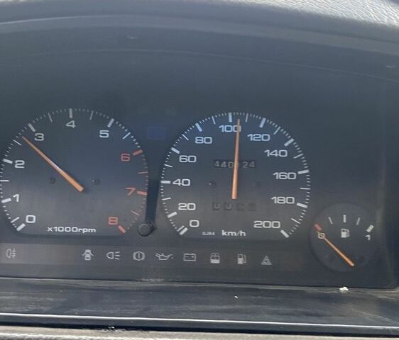 Красный Мазда 626, объемом двигателя 2 л и пробегом 450 тыс. км за 1400 $, фото 14 на Automoto.ua