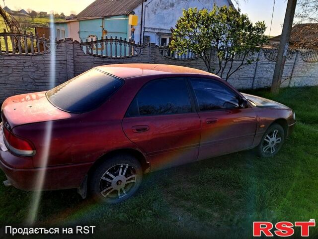 Червоний Мазда 626, об'ємом двигуна 1.8 л та пробігом 0 тис. км за 2100 $, фото 2 на Automoto.ua