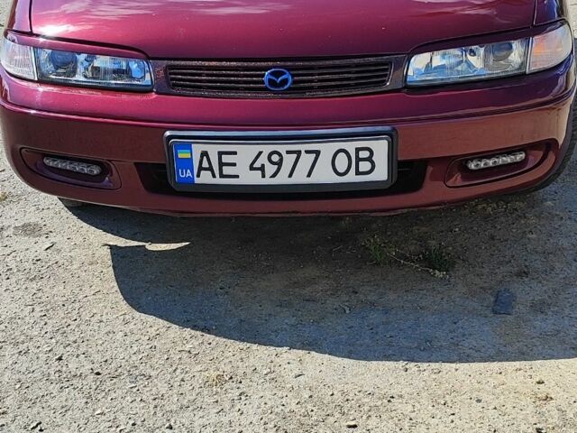 Красный Мазда 626, объемом двигателя 1.8 л и пробегом 3 тыс. км за 2000 $, фото 2 на Automoto.ua