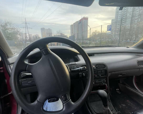 Красный Мазда 626, объемом двигателя 2 л и пробегом 320 тыс. км за 1549 $, фото 9 на Automoto.ua