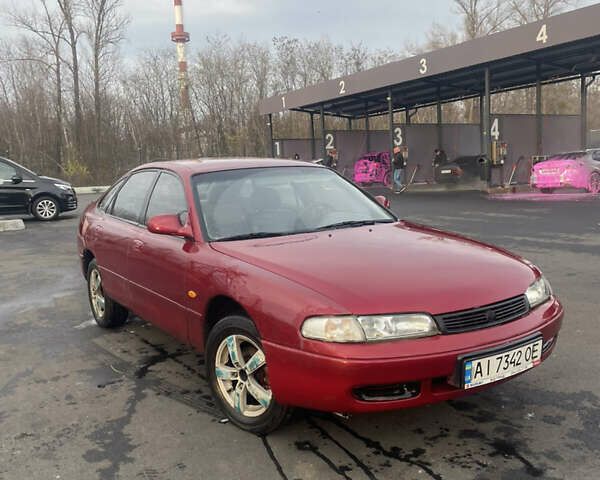 Красный Мазда 626, объемом двигателя 2 л и пробегом 320 тыс. км за 1549 $, фото 1 на Automoto.ua