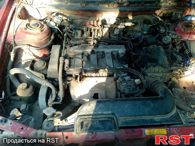Красный Мазда 626, объемом двигателя 1.8 л и пробегом 0 тыс. км за 900 $, фото 1 на Automoto.ua