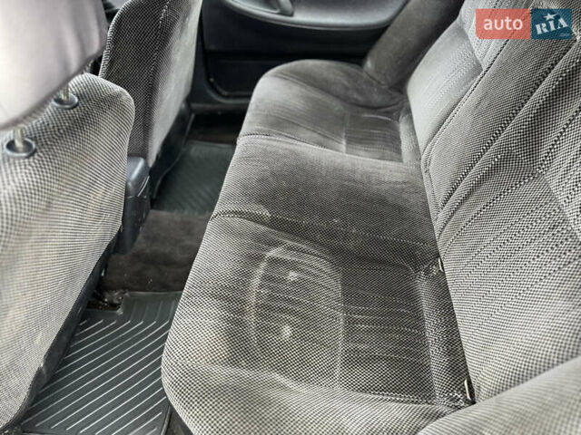 Красный Мазда 626, объемом двигателя 2 л и пробегом 276 тыс. км за 1800 $, фото 8 на Automoto.ua