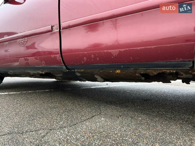 Красный Мазда 626, объемом двигателя 2 л и пробегом 276 тыс. км за 1800 $, фото 13 на Automoto.ua