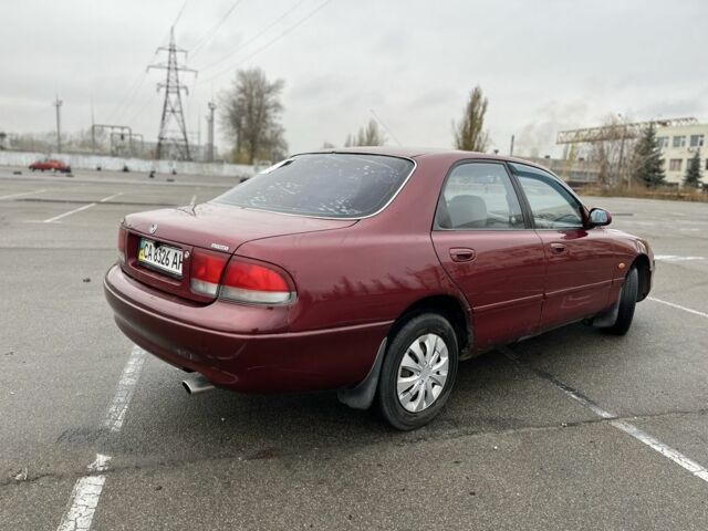 Красный Мазда 626, объемом двигателя 2 л и пробегом 276 тыс. км за 1800 $, фото 3 на Automoto.ua