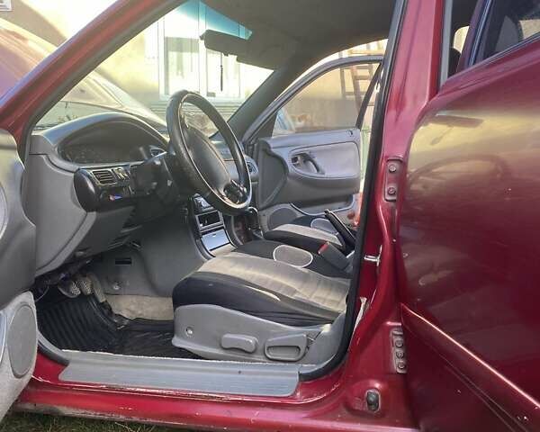 Красный Мазда 626, объемом двигателя 2 л и пробегом 561 тыс. км за 1600 $, фото 10 на Automoto.ua