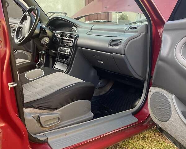 Красный Мазда 626, объемом двигателя 2 л и пробегом 561 тыс. км за 1600 $, фото 12 на Automoto.ua