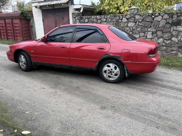 Красный Мазда 626, объемом двигателя 1.8 л и пробегом 248 тыс. км за 1000 $, фото 4 на Automoto.ua