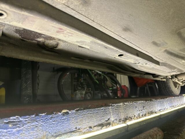 Красный Мазда 626, объемом двигателя 2 л и пробегом 360 тыс. км за 2500 $, фото 6 на Automoto.ua