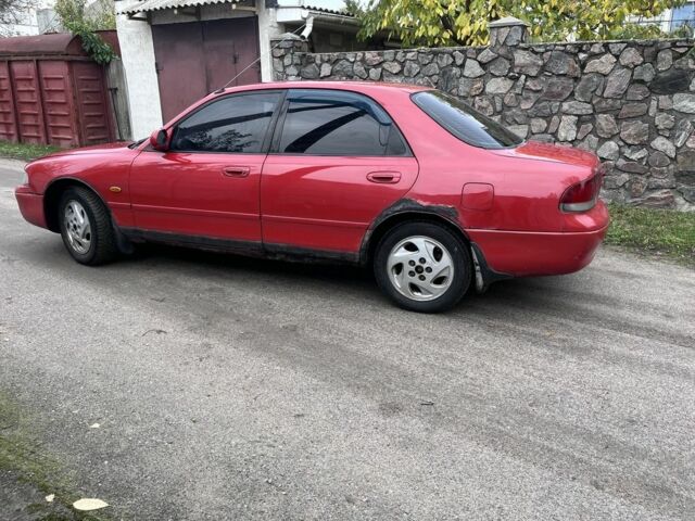 Красный Мазда 626, объемом двигателя 1.8 л и пробегом 248 тыс. км за 1000 $, фото 5 на Automoto.ua