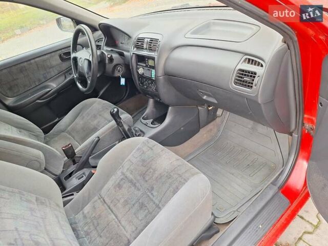 Красный Мазда 626, объемом двигателя 2 л и пробегом 111 тыс. км за 1800 $, фото 25 на Automoto.ua