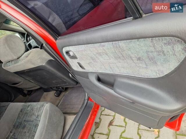 Красный Мазда 626, объемом двигателя 2 л и пробегом 111 тыс. км за 1800 $, фото 18 на Automoto.ua