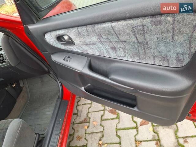 Красный Мазда 626, объемом двигателя 2 л и пробегом 111 тыс. км за 1800 $, фото 24 на Automoto.ua