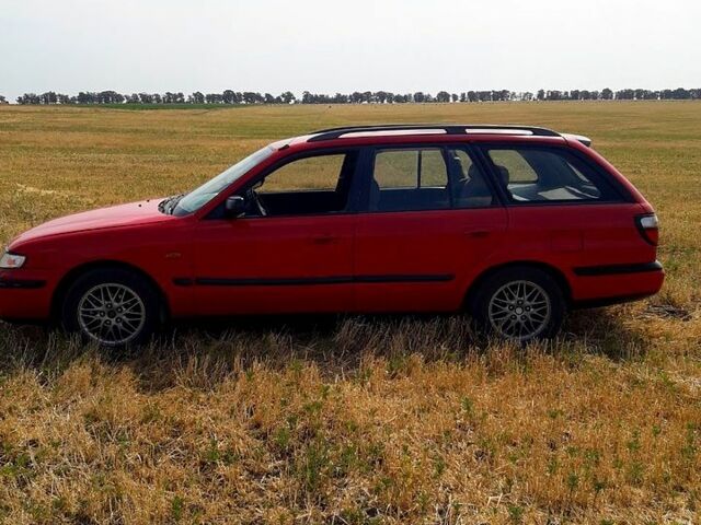 Червоний Мазда 626, об'ємом двигуна 2 л та пробігом 0 тис. км за 2500 $, фото 2 на Automoto.ua