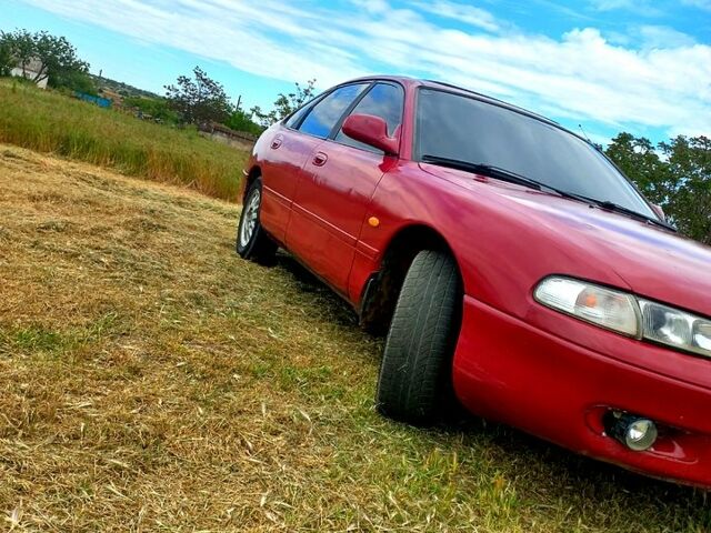 Красный Мазда 626, объемом двигателя 2 л и пробегом 0 тыс. км за 2200 $, фото 3 на Automoto.ua