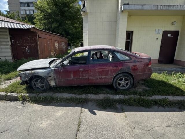 Червоний Мазда 626, об'ємом двигуна 2 л та пробігом 300 тис. км за 600 $, фото 1 на Automoto.ua