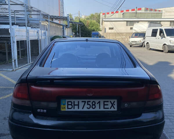 Мазда 626, объемом двигателя 1.84 л и пробегом 256 тыс. км за 2200 $, фото 2 на Automoto.ua