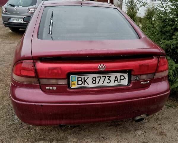 Мазда 626, объемом двигателя 1.99 л и пробегом 200 тыс. км за 1100 $, фото 1 на Automoto.ua