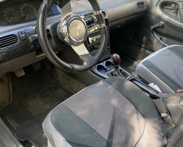 Мазда 626, объемом двигателя 1.84 л и пробегом 256 тыс. км за 2200 $, фото 13 на Automoto.ua