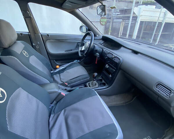 Мазда 626, объемом двигателя 1.84 л и пробегом 256 тыс. км за 2200 $, фото 6 на Automoto.ua