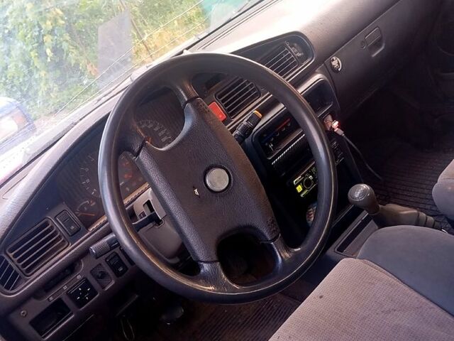 Мазда 626, объемом двигателя 2 л и пробегом 0 тыс. км за 1250 $, фото 5 на Automoto.ua